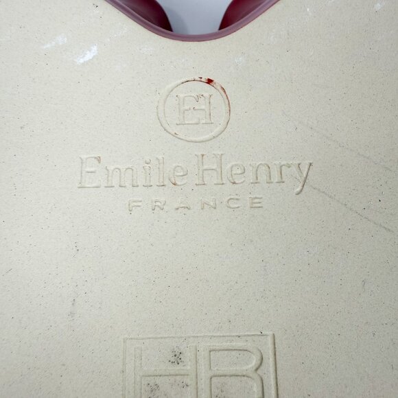 Emile Henry France Red Burgundy Ruffled Heart Baking Dish 12.8'' 61.77 - Picture 4 of 7